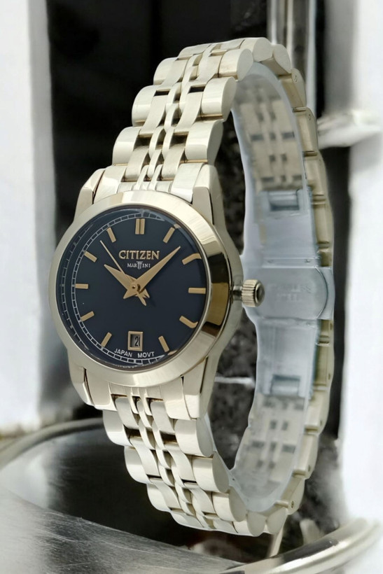 ساعت زنانه ظریف سیتیزن مارتینی با موتور ژاپن و ضد آب در حد نیاز روزانه و گارانتی یکساله