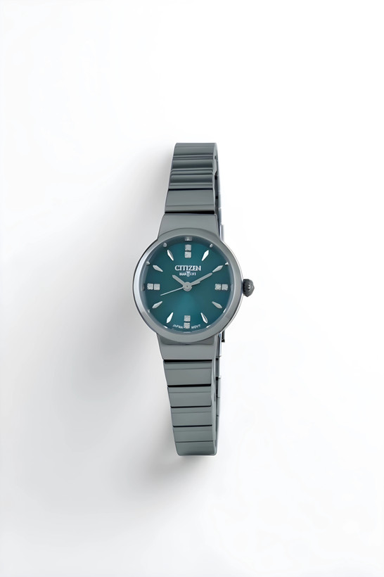 ساعت مچی زنانه سیتیزن مارتینی با بند فلزی رنگ دودی و رنگ صفحه سبز مایل به آبی تیفانی