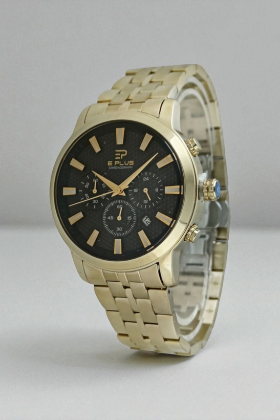 ساعت مردانه ای پلاس سه موتوره کورنوگراف با بند فلزی رنگ طلایی و صفحه مشکی