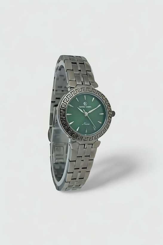 ساعت زنانه اورجینال دنیل سزار با گارانتی یکساله و دوام بالا با قیمت اقتصادی