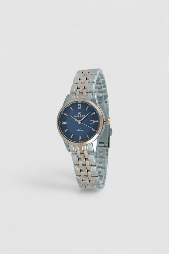 ساعت کلاسیک زنانه دنیل سزار،با طراحی فانتزی و کلاسیک با اندازه و وزن مناسب