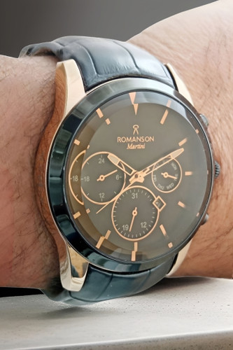 ساعت مچی طرح کورنو مردانه با بند چرم مشکی با کیفیت بالا و قیمت مناسب