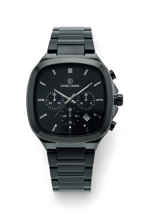 ساعت مچی اسپرت سه موتوره دنیل سزار با بدنه مشکی و قاب چهارگوش