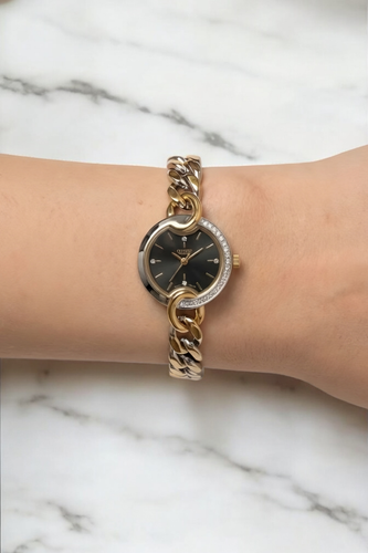 ساعت مچی زنانه فانتزی سیتیزن مارتینی با بند کارتیر دو رنگ و صفحه مشکی