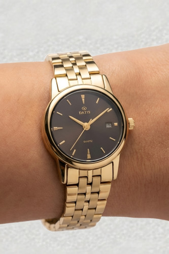 ساعت زنانه داتیس با بند فلزی رنگ طلایی و صفحه مشکی
