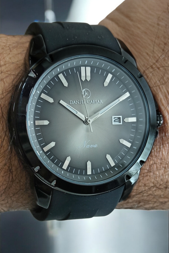 ساعت اسپرت مردانه دنیل سزار با بند پیو